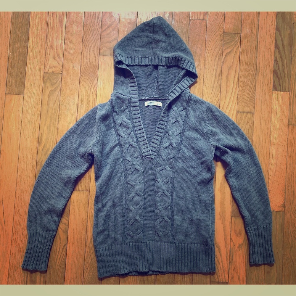 OLD NAVY SWEATER